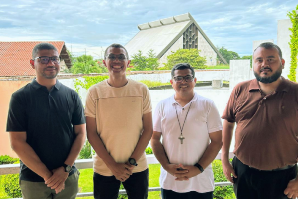 Sacerdotes do Marajó visitam a Diaconia Geral e fortalecem laços missionários