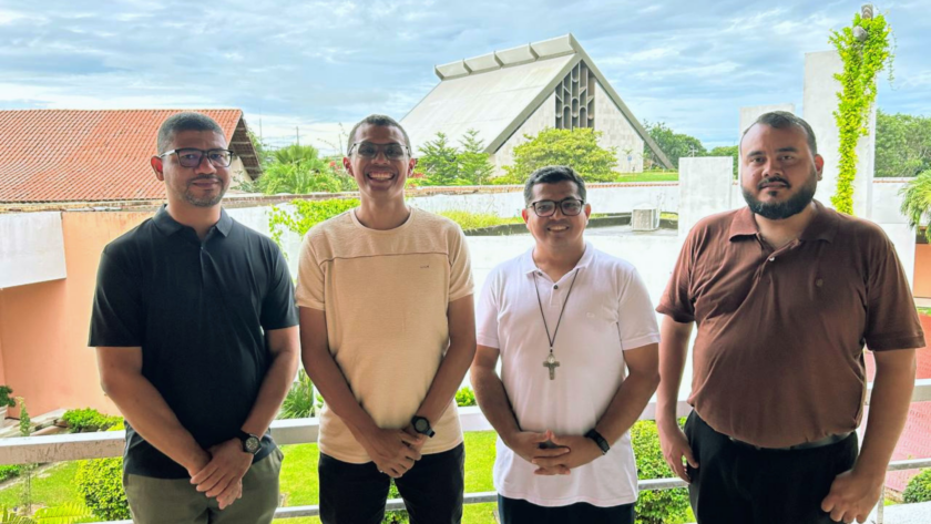 Sacerdotes do Marajó visitam a Diaconia Geral e fortalecem laços missionários
